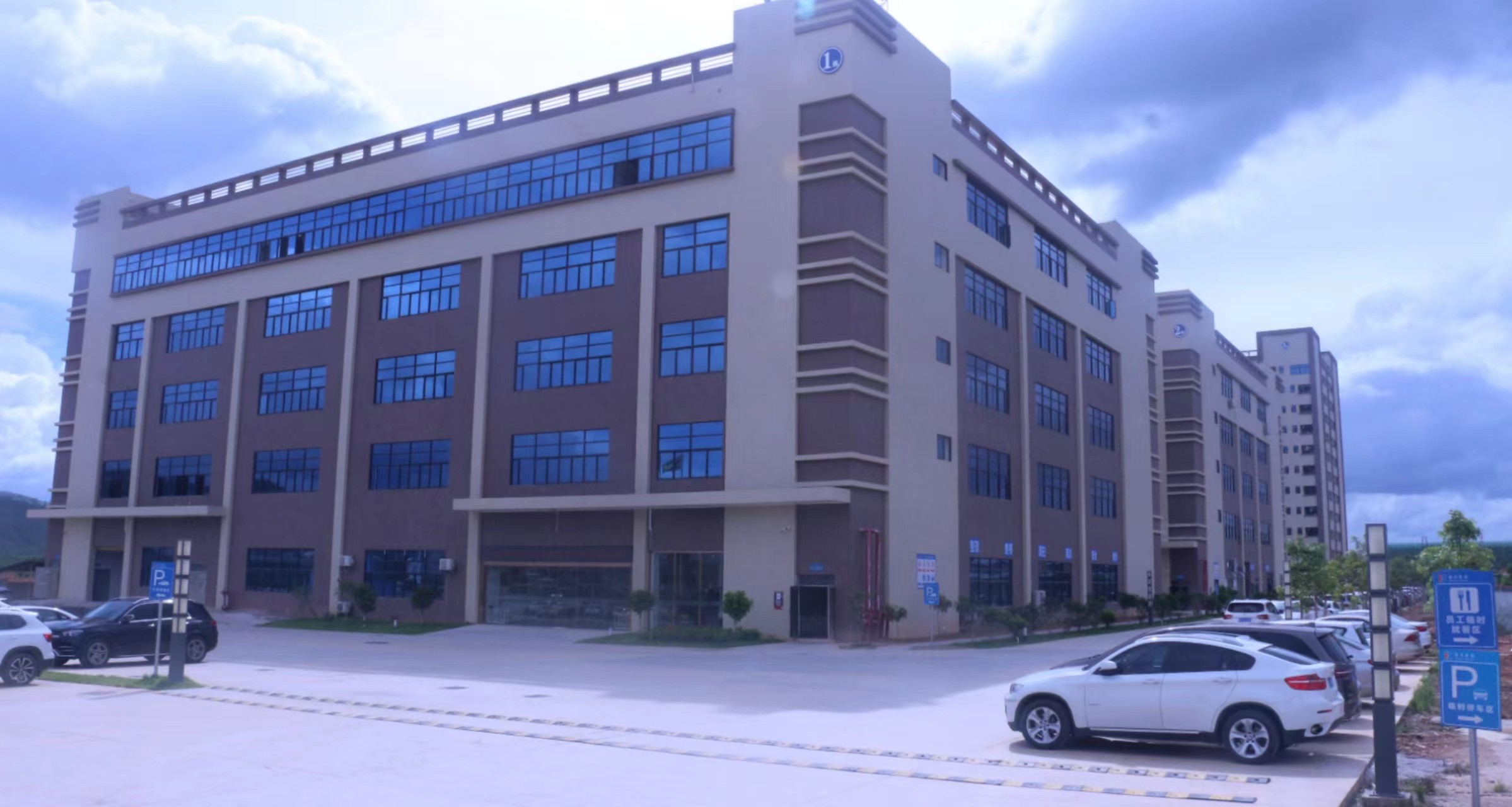 Shenzhen Xindonghui Technology Co., Ltd factory production line