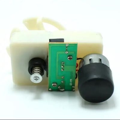24V 21rpm Plastic Gear Motor 50GS 365 360 DC Square Gear Motor For Smart Vending Machine
